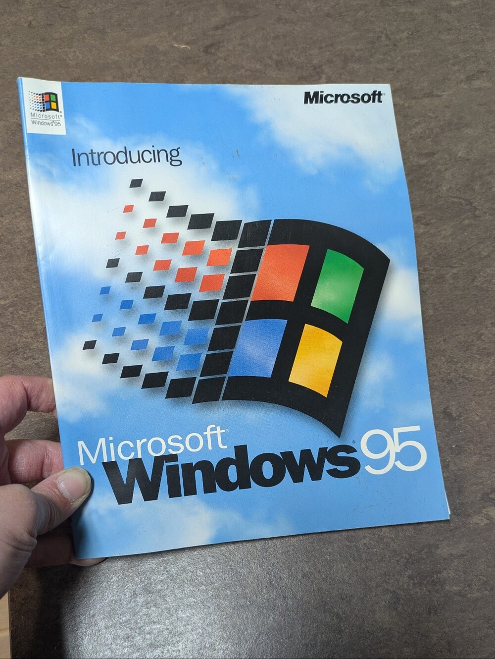 Vintage Microsoft Windows 95 User Manual book 90s